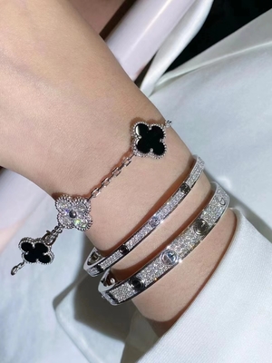Ouro maciço personalizado HK de Brand Real Diamond Bangles 18k que ajusta a joia